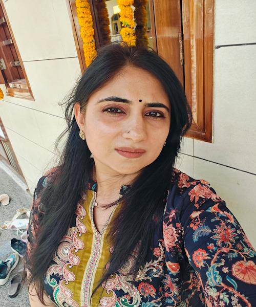 Komal Mangnani