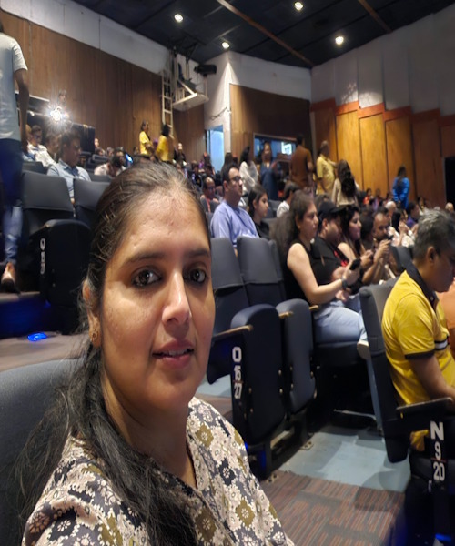 Pariney Khanna